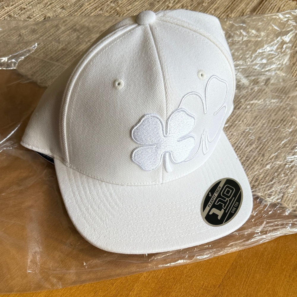 Stylish White Black Clover Men's Cap